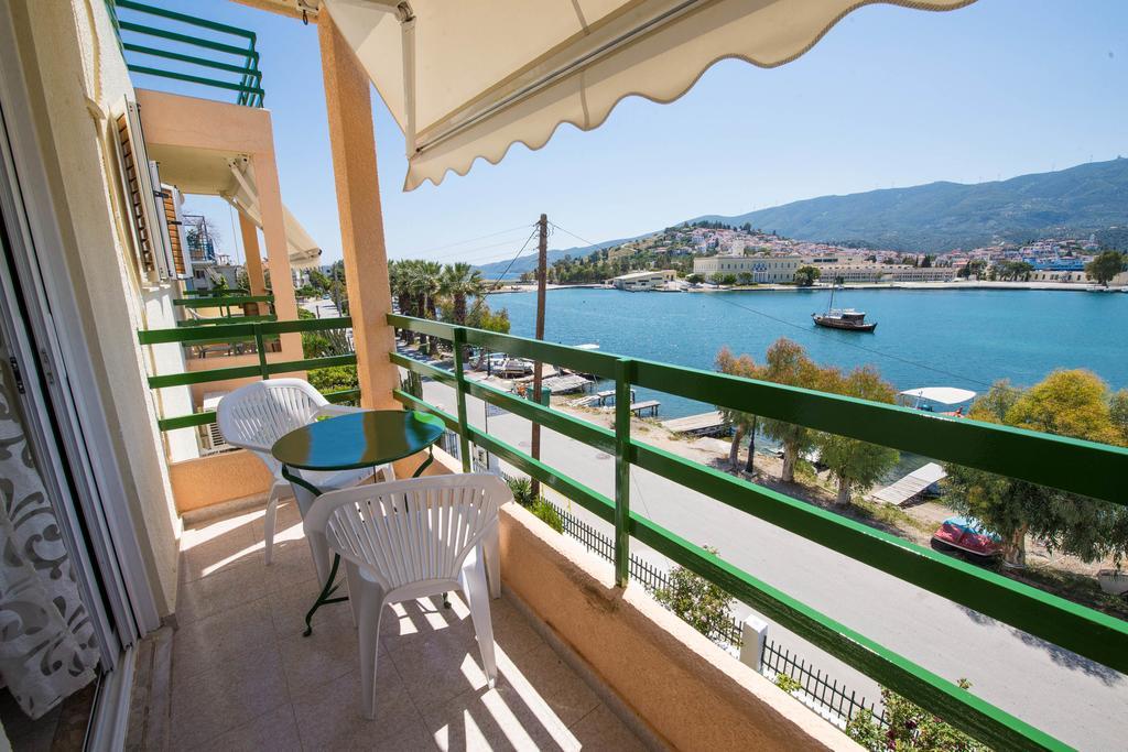 Matrona Apartments Poros Town Exterior photo